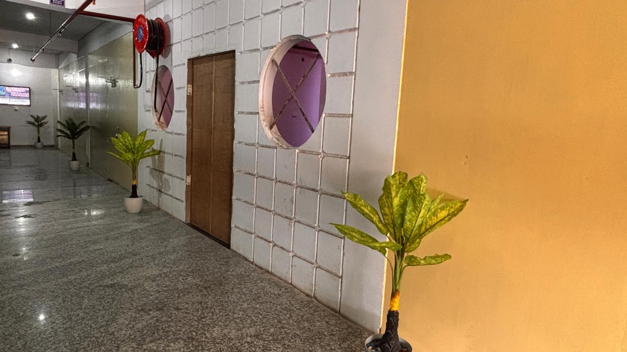 Gallery image